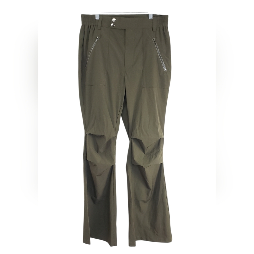 NWT Halara Flare Leg Pants High Rise  Pockets Olive Green M Athleisure Gorpcore